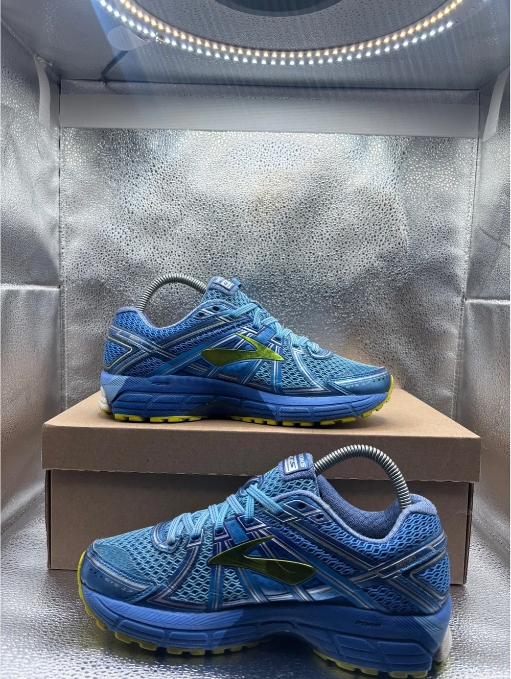 Brooks adrenaline GTS 17 azure blue
